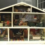 745 1183 DOLL'S HOUSE